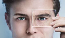 Thumbnail for article: 6 alledaagse gewoontes die je huid verouderen