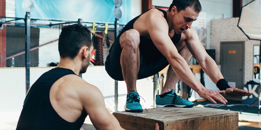 8-genadeloze-CrossFit-workouts-met-box-Jumps_img900.jpg