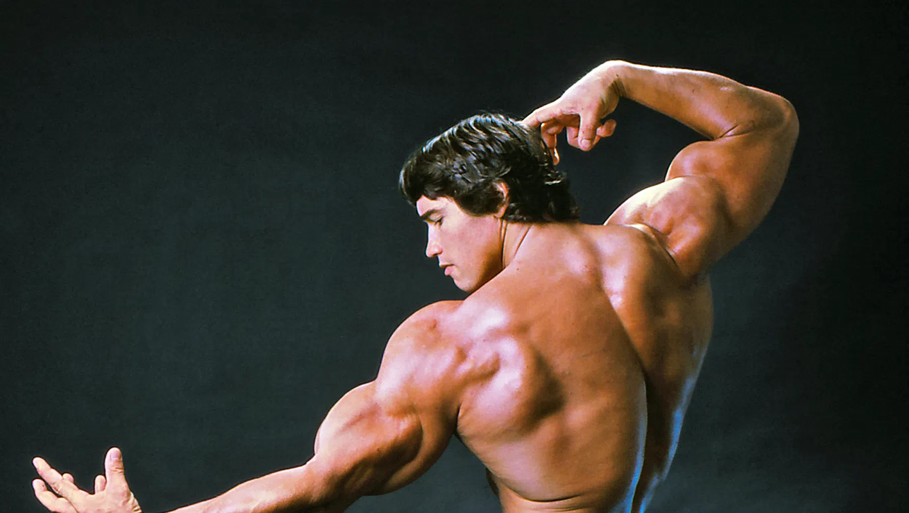 mh-mag-arnold-1-1539036909.png