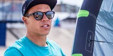 Thumbnail for article: Waarom je minstens één keer in je leven moet kitesurfen, volgens pro-kiter Kevin Langeree