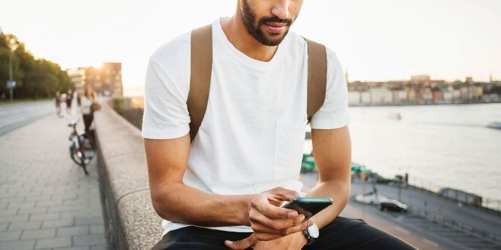 How to: flirten via social media