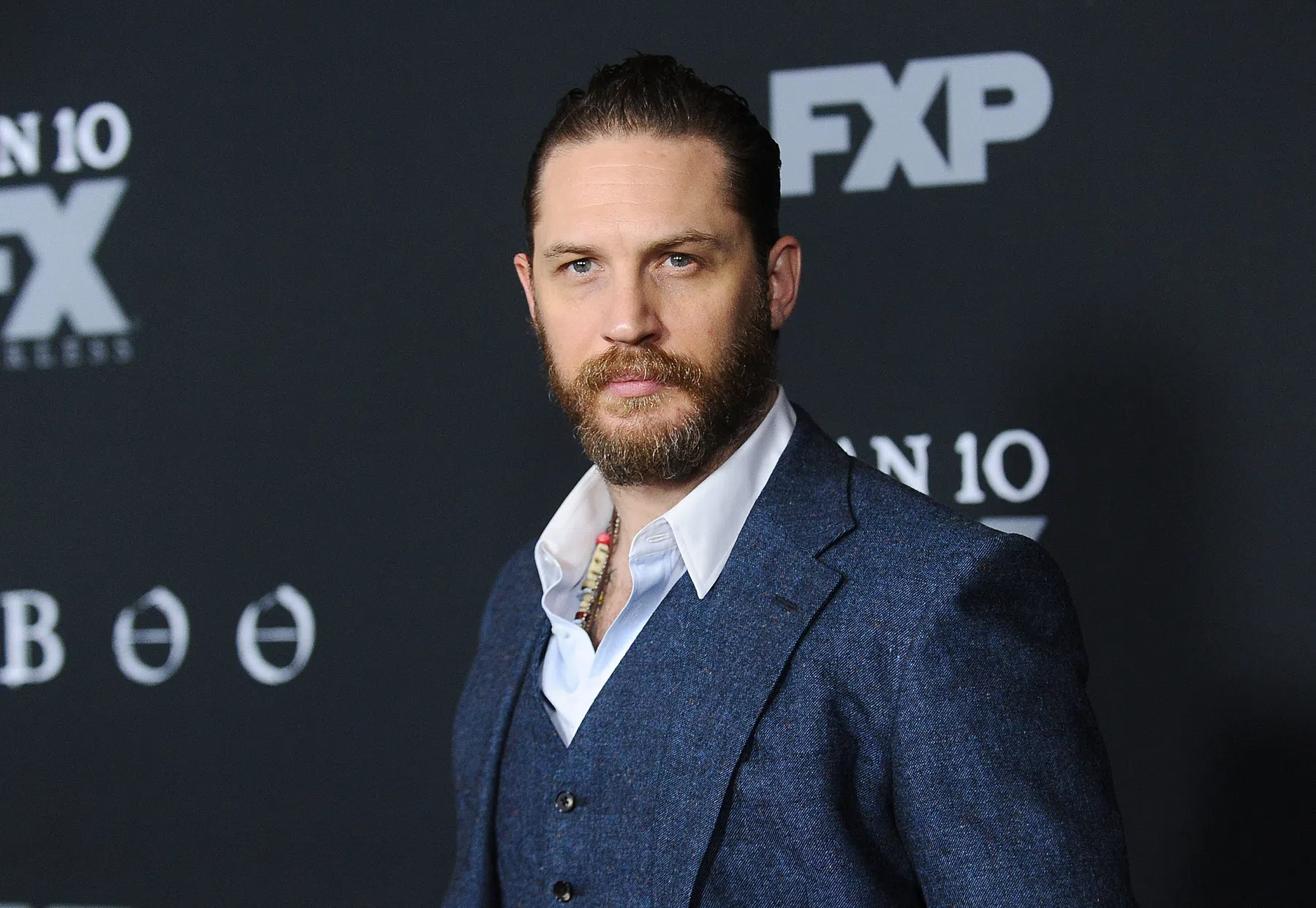 11 kapsels waarmee Tom Hardy van baas naar absolute eindbaas ging