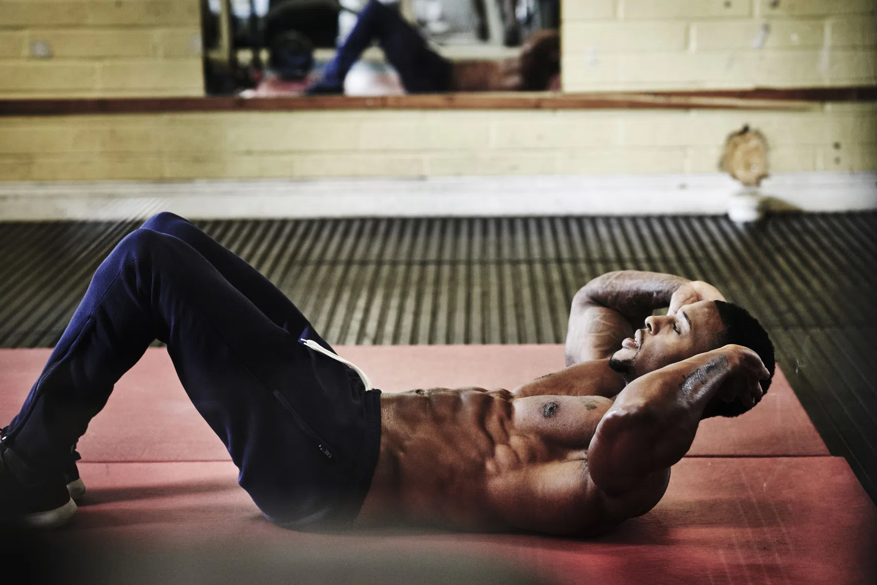 oblique crunches, crunches obliques, oblique crunch