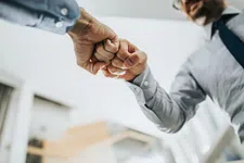 Thumbnail for article: Dit is waarom we vaker een compliment moeten geven