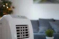 Thumbnail for article: Nodig deze zomer: bij Action scoor je deze mobiele smart airco voor een heel fijn prijsje