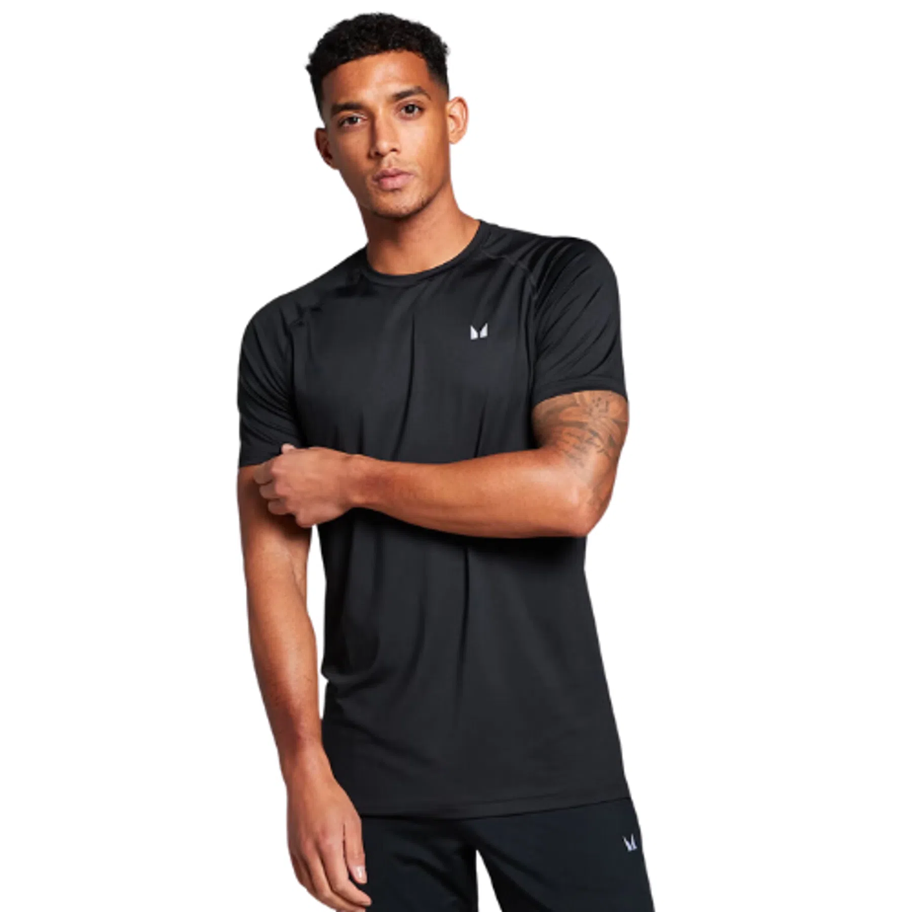 6 sneldrogende sportshirts waarmee jij door je workout heen knalt