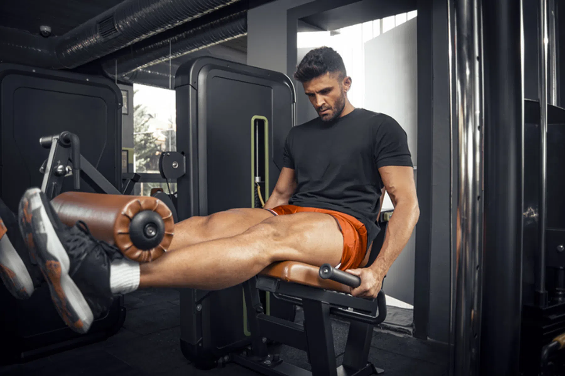 Grote bovenbenen zonder squats? Dit is de beste beenoefening