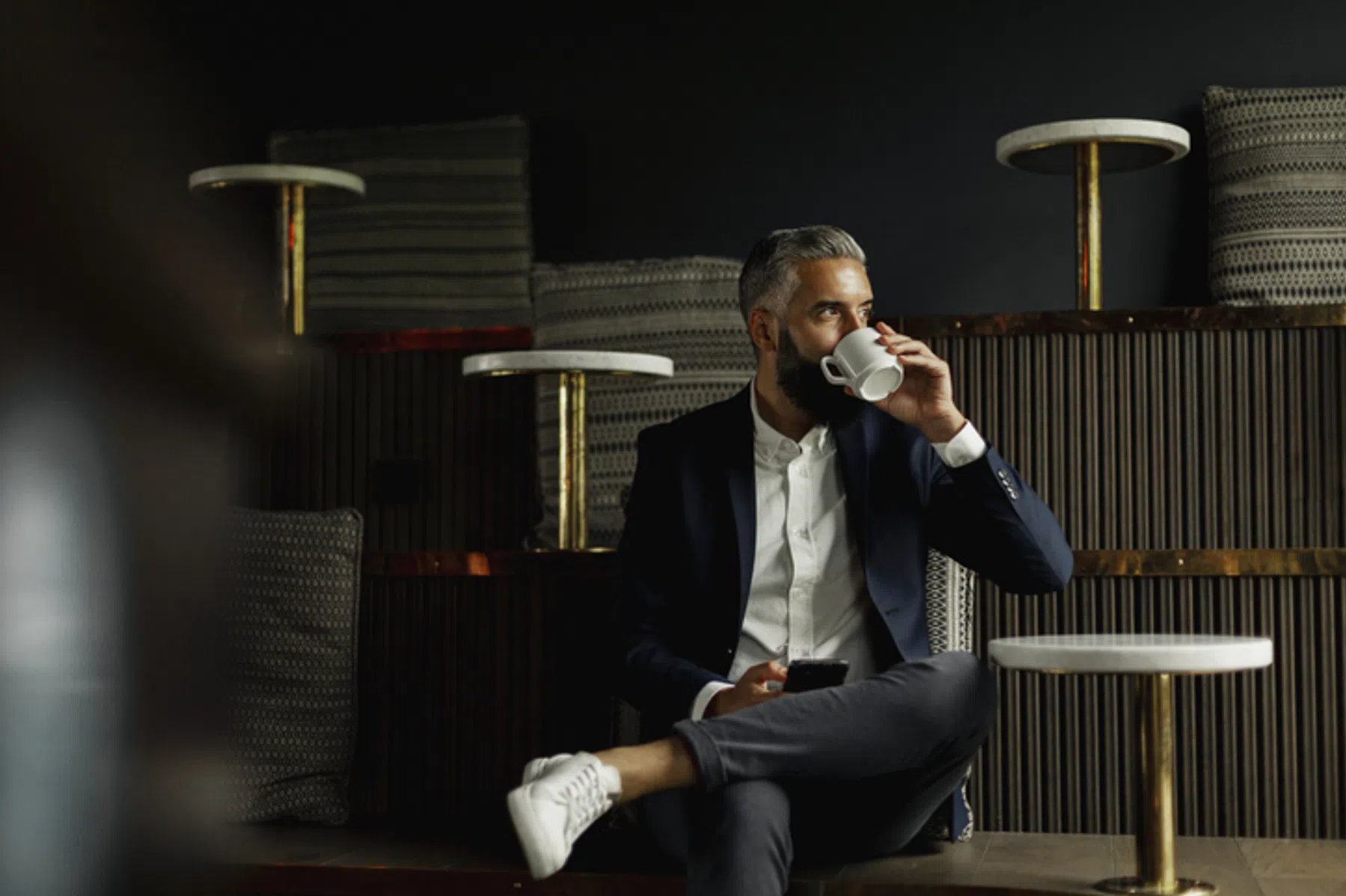 Stop met koffie in de middag: dit is wat het ongemerkt doet