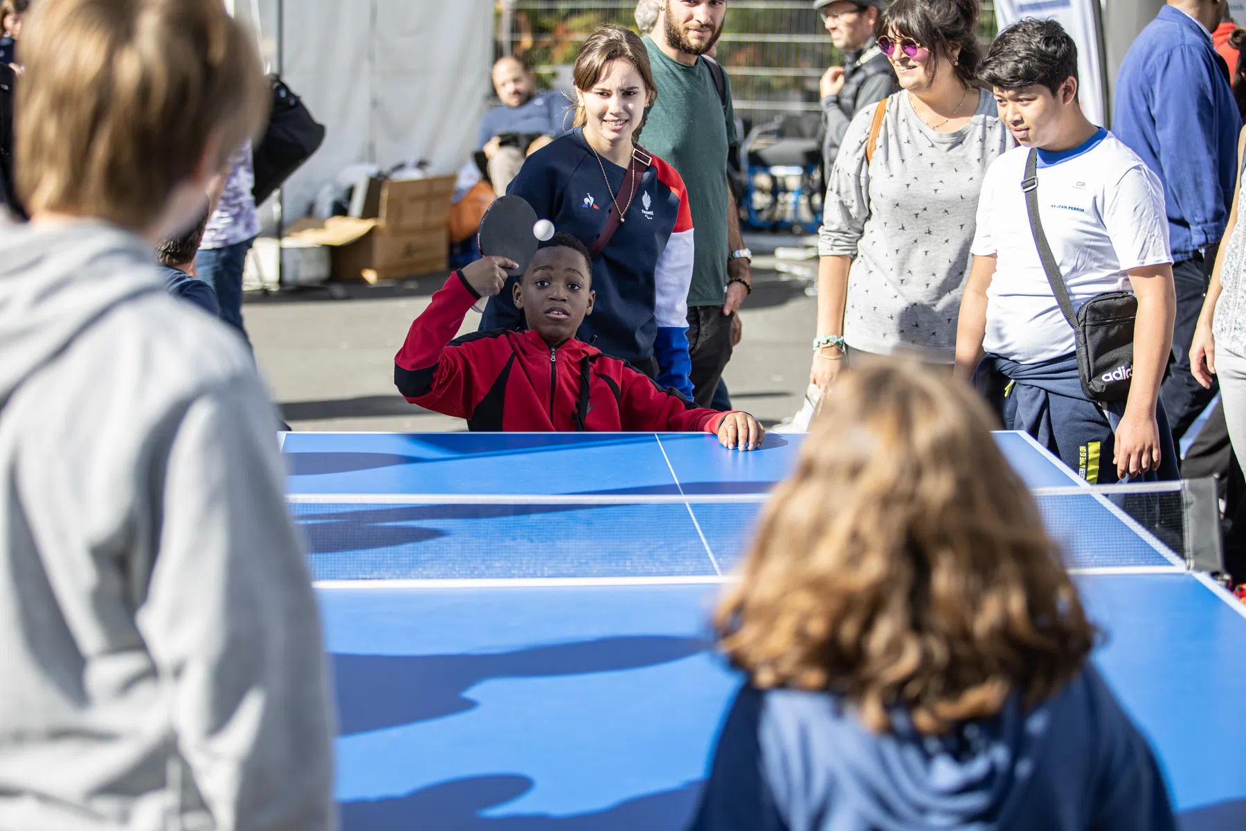 Scoor nu hier een tafeltennis- / pingpongtafel voor nog geen €40!