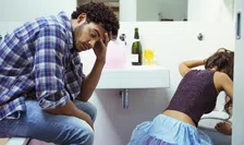 Thumbnail for article: Dit is waarom vrouwen sneller dronken worden dan mannen