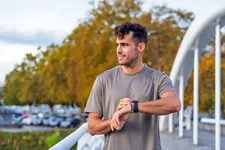 Thumbnail for article: Het smartwatch-effect: zo maakt alleen het dragen ervan je al gezonder 