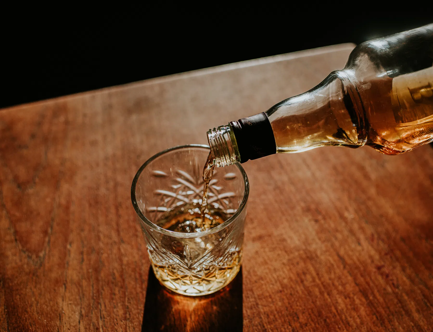 Dit whisky-drankje helpt je over je verkoudheid heen