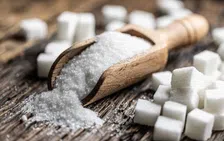 Thumbnail for article: Feiten op een rij: de waarheid achter 3 angstverhalen over voeding