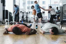 Thumbnail for article: Waarom iemand met 5% lichaamsvet net zo moe is als iemand met obesitas