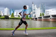 Thumbnail for article: Ren zoals een pro met de hardloop-tips van topatleet Menno Koolhaas