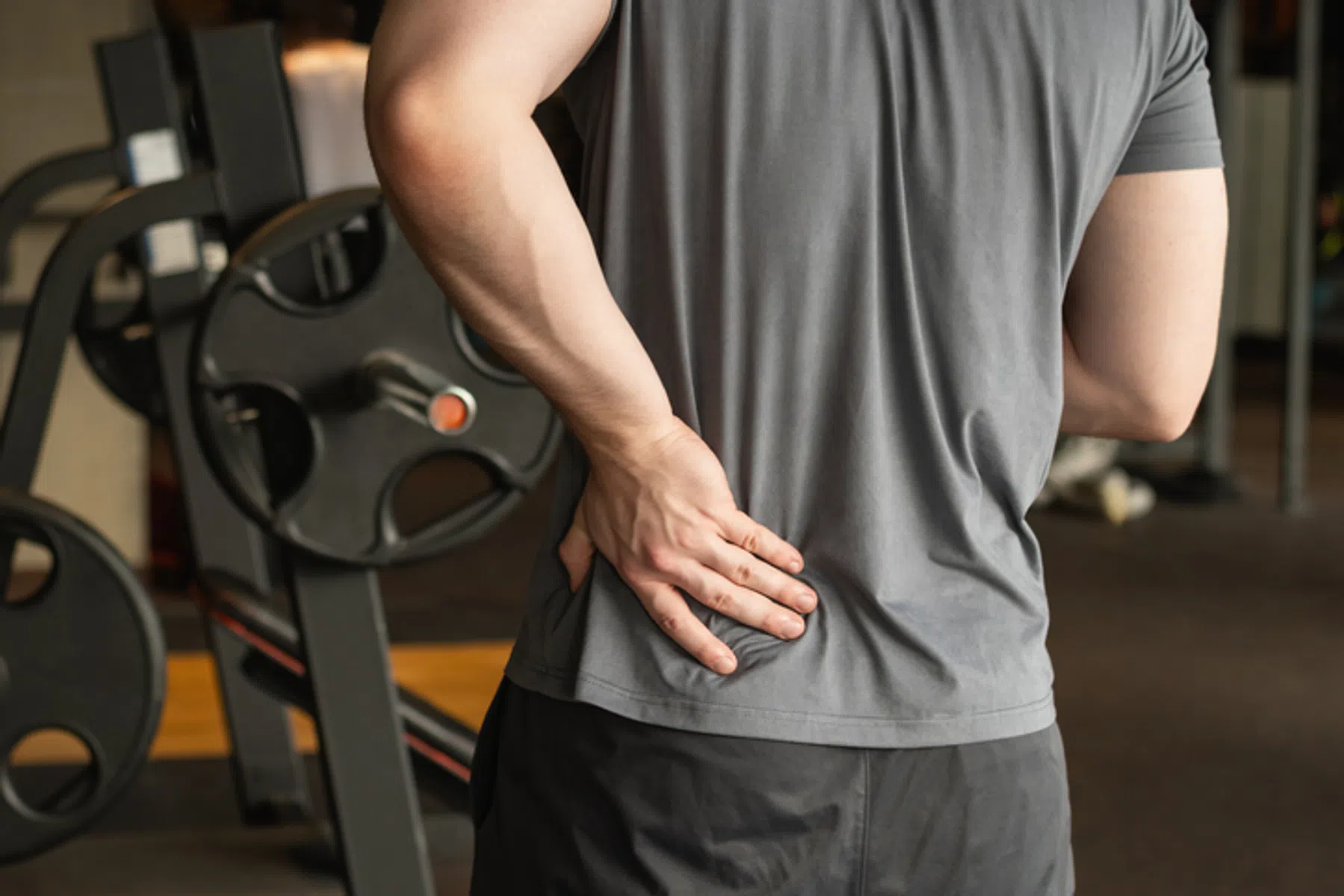 Zwakke onderrug? Deze oefening beëindigt de eeuwige pijn