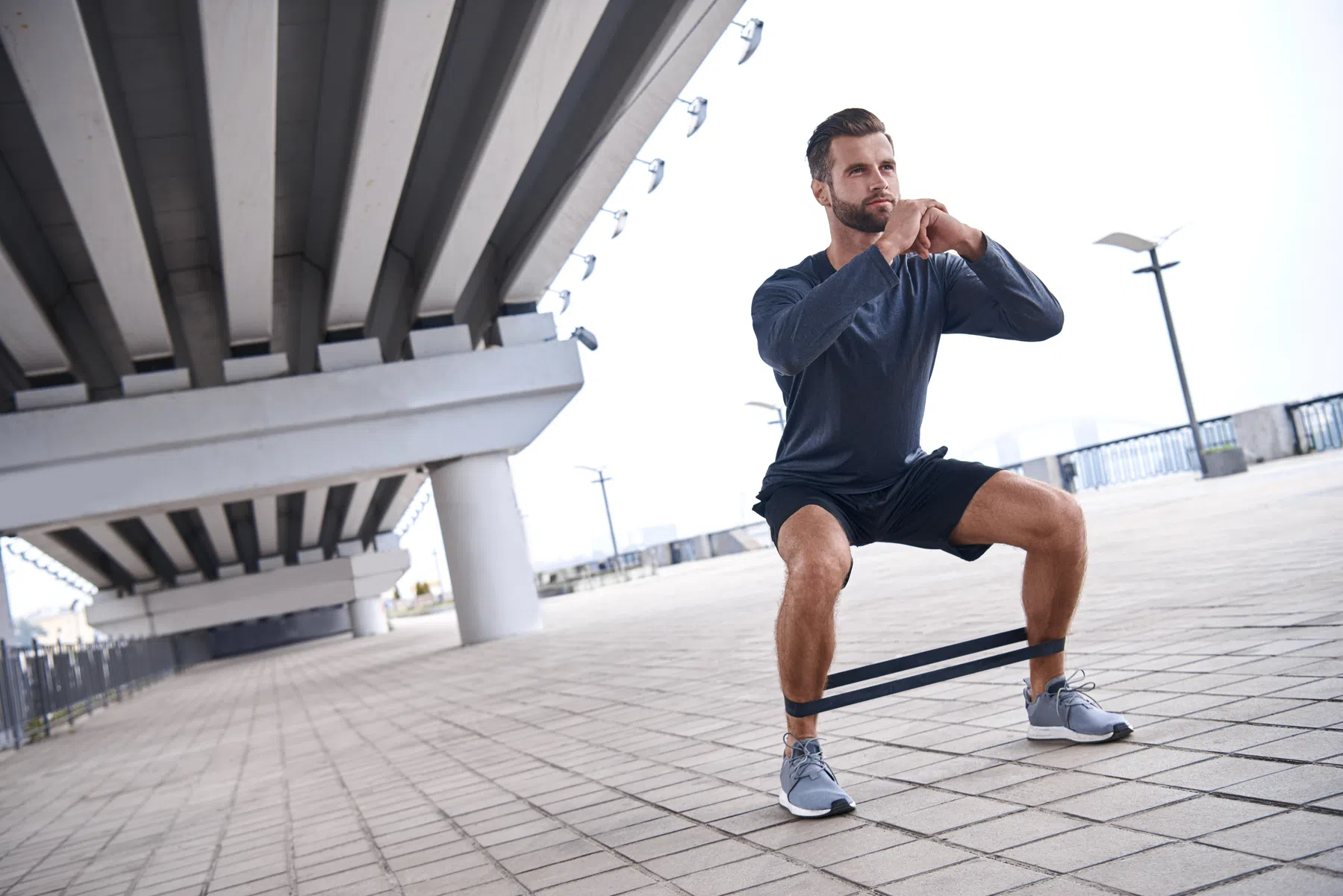 De beste oefeningen met een weerstandsband voor je benen