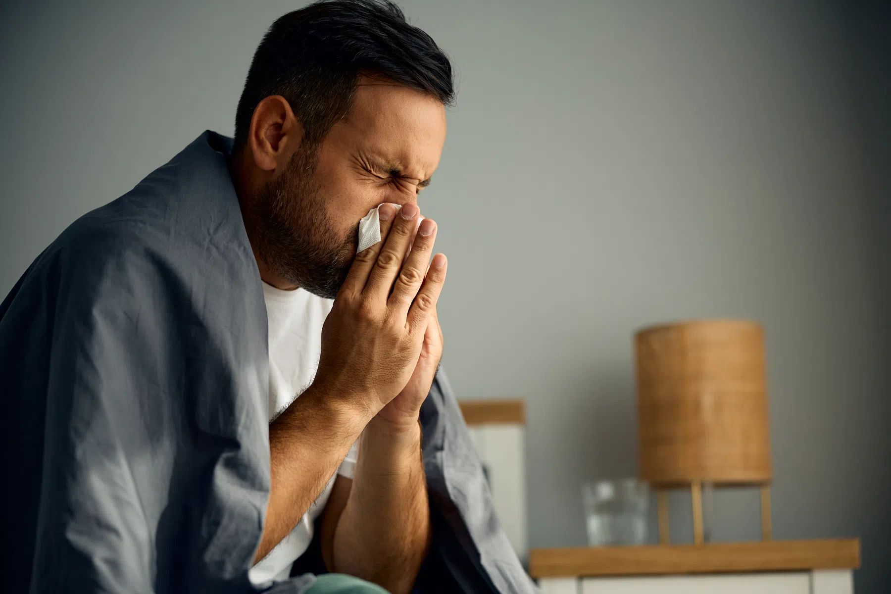 Waarom is er bij verkoudheid maar één neusgat open?