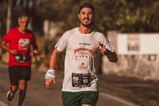 Thumbnail for article: Sneller hardlopen zonder uren te trainen: dit 8-wekenprogramma gaat je helpen