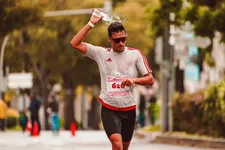 Thumbnail for article: Te weinig water drinken? Zo herken je uitdroging tijdens het sporten