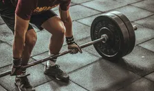 Thumbnail for article: Social media vertekent — zo sterk en snel is de gemiddelde sporter echt