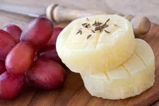 Thumbnail for article: 36 gram eiwit per 100 gram: deze spotgoedkope kaas is een verrassend goede keuze