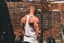 Thumbnail for article: Nieuw onderzoek bevestigt: trainen tot spierfalen is écht niet nodig