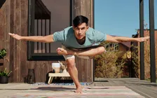 Thumbnail for article: Haal jij dit? Deze balanstest zegt meer over je veroudering dan je denkt