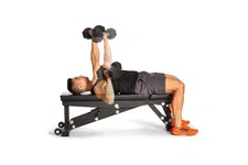 Thumbnail for article: Geen tijd voor de sportschool? Met deze workout train je je hele lichaam in 20 min