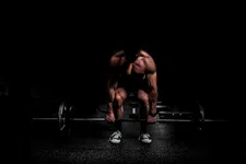 Het wereldrecord deadliften (510 kg) is EINDELIJK verbroken