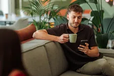 Thumbnail for article: Zoveel koffie op één dag is te veel: dit is alles wat je moet weten