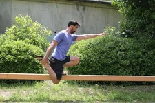 Thumbnail for article: Spieren en gewrichten helpen door instabiel te trainen? Dit zijn 'shaky squats'